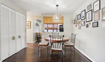 1020 N STAFFORD St 311, Arlington, VA 22201