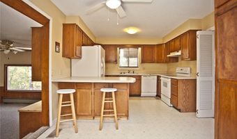 33 Sheneman Dr, Bella Vista, AR 72715
