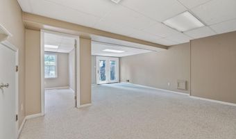 7409 ADAMS PARK Ct, Annandale, VA 22003