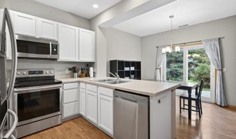 6464 64th St NE, Albertville, MN 55301