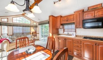 131 Sycamore Vlg, Alloway, NJ 07461