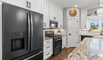 5401 N AMETHYST Dr, Appleton, WI 54913