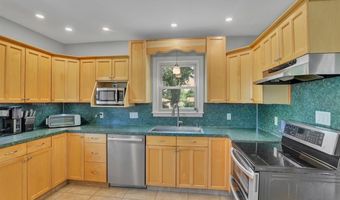 57 Seymour St, Bristol, CT 06010