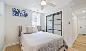 2806 FRANKLIN St NE, Washington, DC 20018