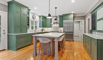 15 Hubbard Ln, Bolton, MA 01740