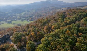 48 49 Rocky Pkwy, Banner Elk, NC 28607
