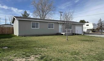 101 Sunset Cir, Buhl, ID 83316