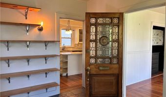 5 Ellwood Pl, Newport, RI 02840