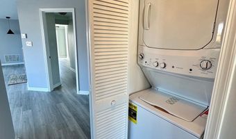 20594 CORNSTALK Ter 301, Ashburn, VA 20147