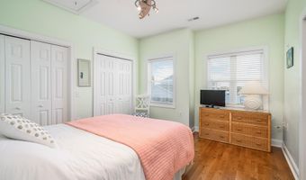 202 Dobbs St C, Atlantic Beach, NC 28512