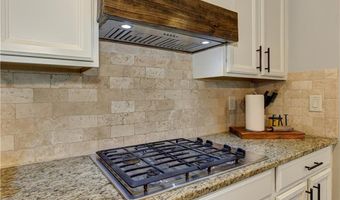 8510 Hightower Rdg, Ball Ground, GA 30107