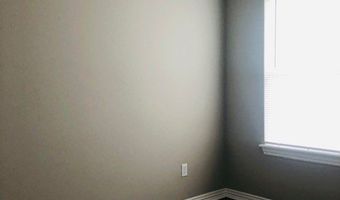 6200 SW Chickadee St 2, Bentonville, AR 72713