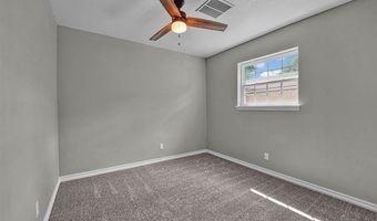 2404 N Robin St, Altus, OK 73521