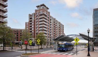 3650 S GLEBE Rd 450, Arlington, VA 22202