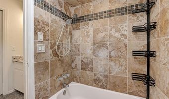 1829 N Oakhill Rd, Bethany, OK 73008