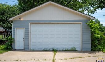 151 W 4th St, Auburn, KS 66402