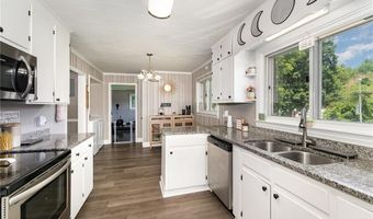 1839 Old Farmer Rd, Asheboro, NC 27205