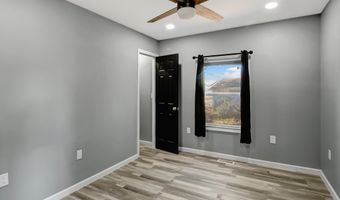 174 Poplar St, Benton, TN 37307
