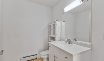 193 St. Paul St 101, Burlington, VT 05401
