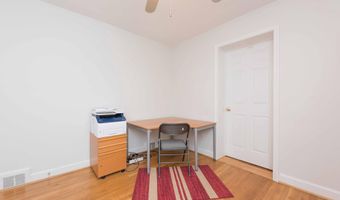 1524 N KENTUCKY St, Arlington, VA 22205