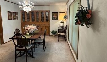 102 E Crockett St, De Kalb, TX 75559
