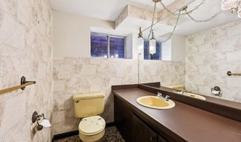 8510 BROWNING Ct, Annandale, VA 22003