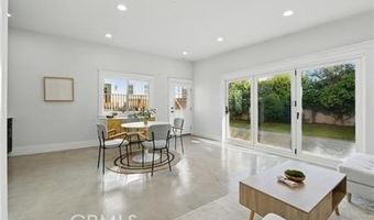 2111 S Bronson Ave, Los Angeles, CA 90018