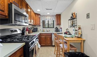 650 E Greenwich Ave 2-103, West Warwick, RI 02893