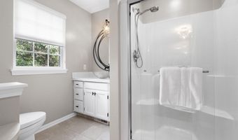 624 Abbey Mill Dr SE 11, Ada, MI 49301