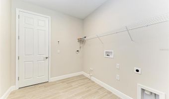 6139 GOLDEN BEACH Dr, Apollo Beach, FL 33572