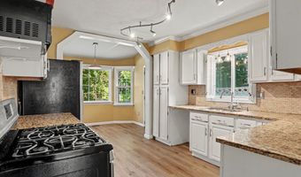 555 Lakeside Dr, Bridgeport, CT 06606