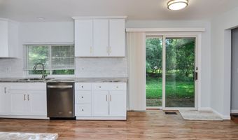 3187 Plymouth Rd Rd, Ann Arbor, MI 48105