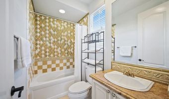 6839 Helenite Pl, Carlsbad, CA 92009