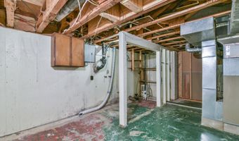 900 N Money Ave, Augusta, KS 67010