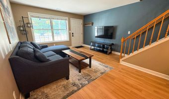 55 Manorwood Dr 55, Branford, CT 06405