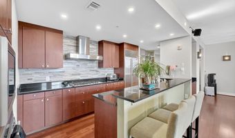 6820 WISCONSIN Ave 4006, Bethesda, MD 20815
