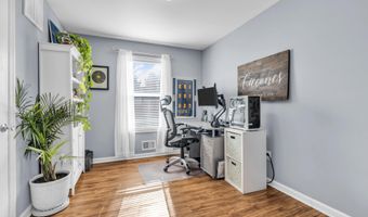 808 Beach Ave, Beachwood, NJ 08722