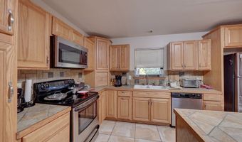 105 Canyon Dr, Alpine, TX 79830