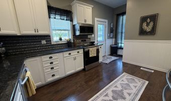 1004 15th St, Aurora, NE 68818