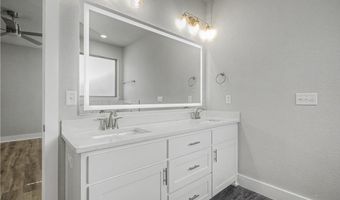 6705 Orange Ave, Bentonville, AR 72713