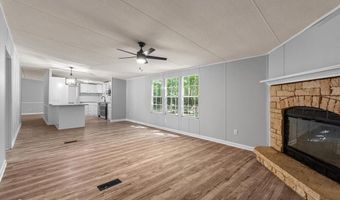 2174 Twin Lake Rd, Benton, LA 71006