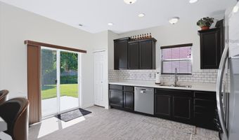 7435 Beal Cir, Indianapolis, IN 46217
