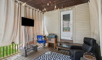 210 Pine St, Allegan, MI 49010