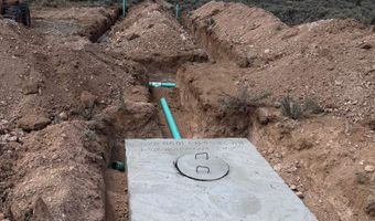 97 Calle Conejo, Arroyo Hondo, NM 87513