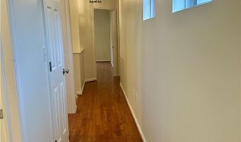 4312 Creek Rd, Allentown, PA 18104