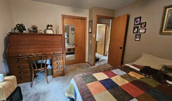 216 N Vincennes St, Adams, WI 53910