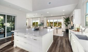 13722 Canyon Loop Trl, San Diego, CA 92130