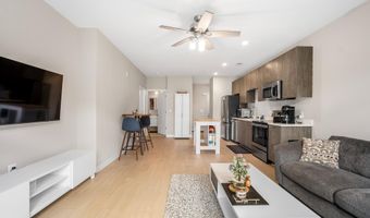 989 S BUCHANAN St 311, Arlington, VA 22204