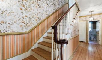 422 S Highland St, Ada, OK 74820