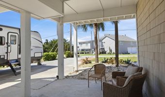 310 N Kinston Ave, Atlantic Beach, NC 28512